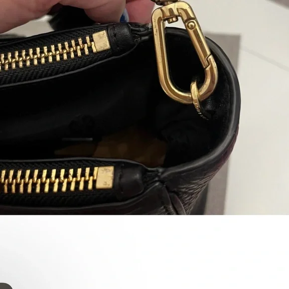 Tory Burch Black pebbled Leather Tote Bag with remov crossbody strap and dusty - Picture 10 of 10